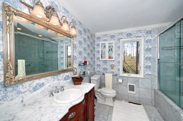 MasterBath.jpg