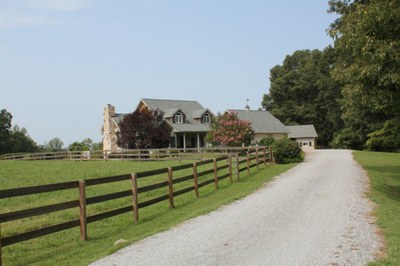 Hse w fence-1024x768.JPG