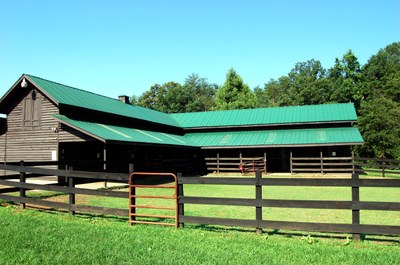 Comm barn.jpg