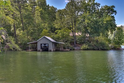 711 Green Hills Rd  61