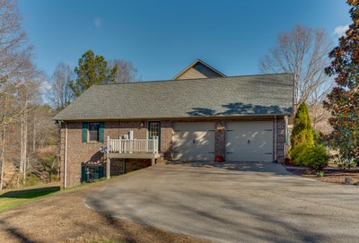 240 Stirrups Down Lane Columbus NC  17