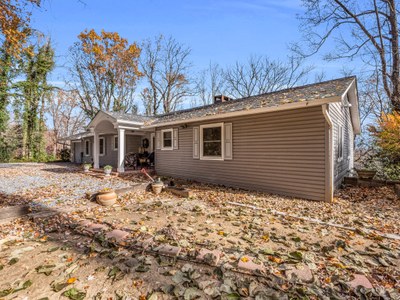 4 web or mls 305 Meadowlark 4