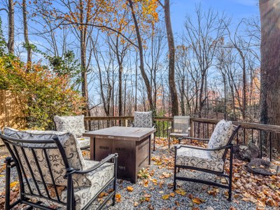 6 web or mls 305 Meadowlark 6