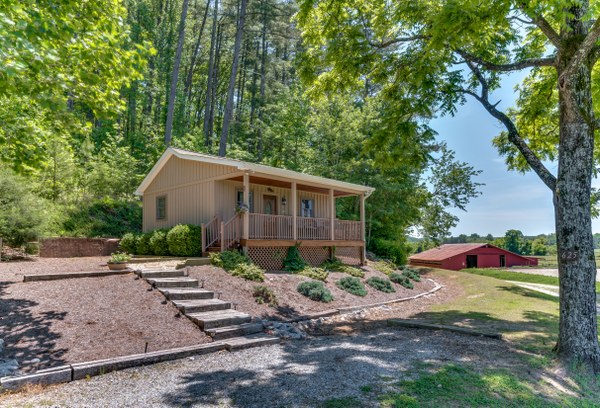 475 Bronze Ridge Dr Tryon NC 29