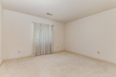 14 Glenolden Dr Landrum SC 14