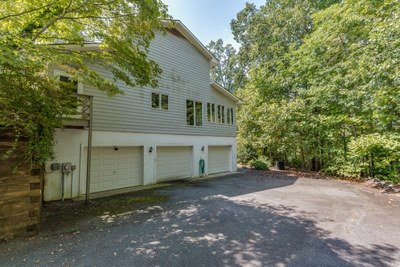 14 Glenolden Dr Landrum SC 21