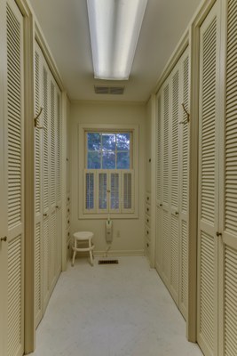 711 Green Hills Rd  51