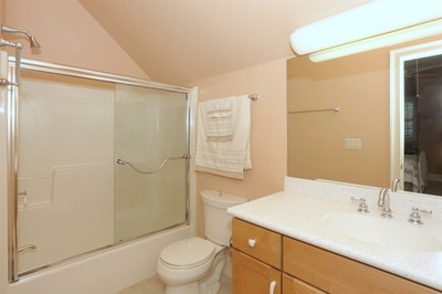 12_bath_SAK_4194 -Medium.jpg