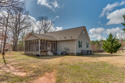 1590 WV Thompson Rd Rutherfordton NC 27