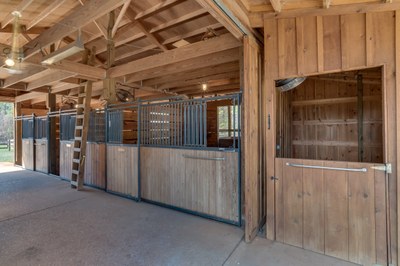 1590 WV Thompson Rd Rutherfordton NC 33