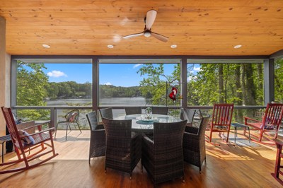 2484 W Lakeshore Dr Landrum SC 29356 11