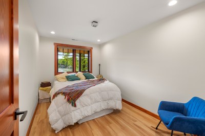 2484 W Lakeshore Dr Landrum SC 29356 53