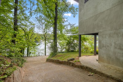 2484 W Lakeshore Dr Landrum SC 29356 60