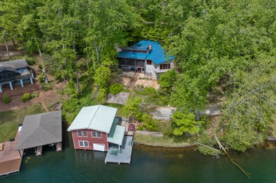 2484 W Lakeshore Dr Landrum SC 29356 91