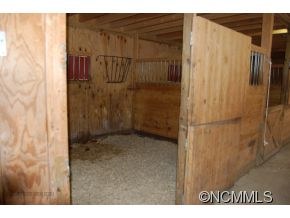 12x12 stalls.jpg