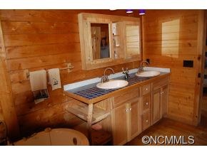 Master bath.jpg
