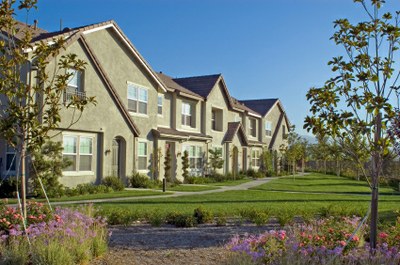 iStock_000002029115villagetownhome.jpg