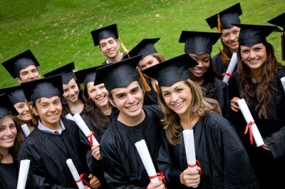 iStock_000008312548graduates.jpg